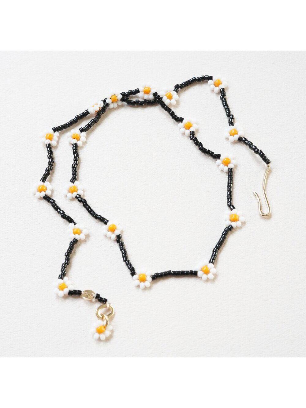 Roxanne Assoulin Daisy Necklace